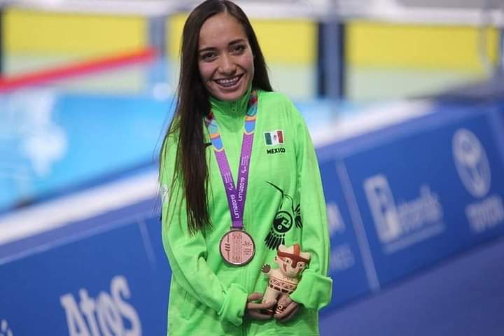 Plata para México en natación