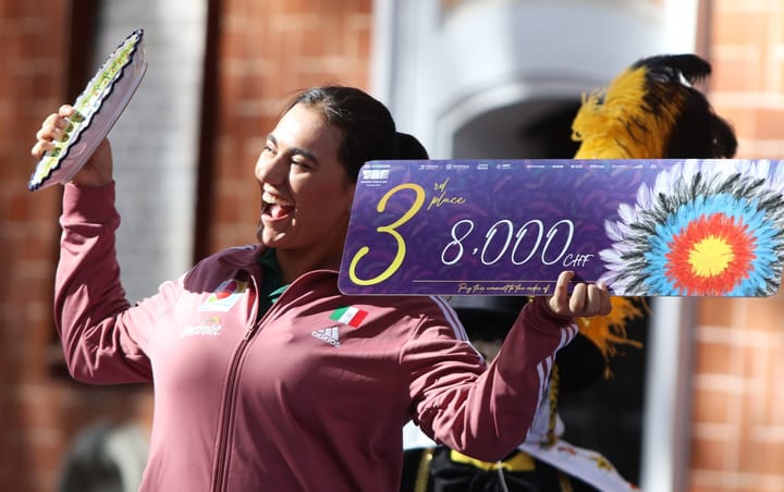 Alejandra Valencia se cubrió con bronce