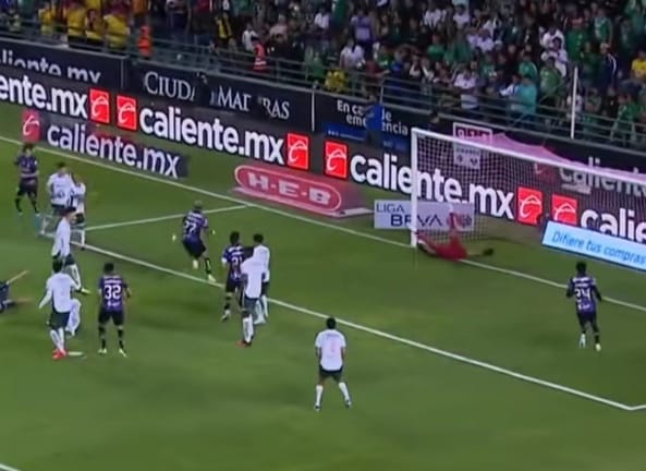 América se mete a zona de calificación