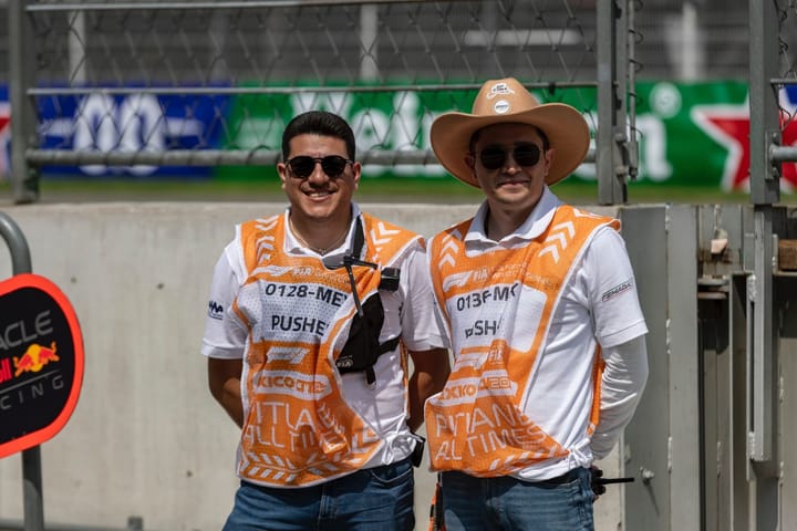 El GP de México rinde homenaje a Julián Abed
