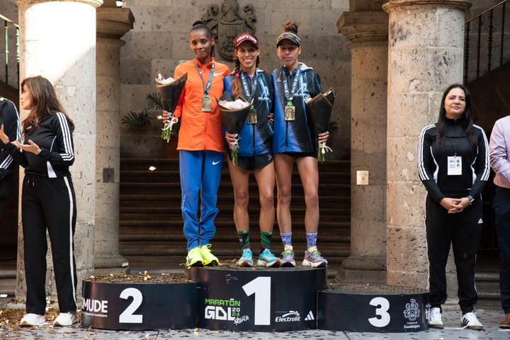 Triunfo de John Kemboi e Isabel Oropeza en el Maratón de Guadalajara