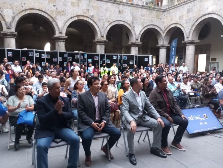 Reconoce COMUDE a participantes del Medio Maratón