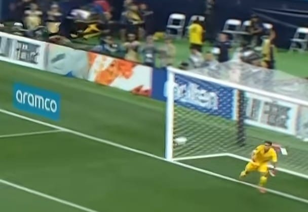 México ganó 2-0 a Canadá