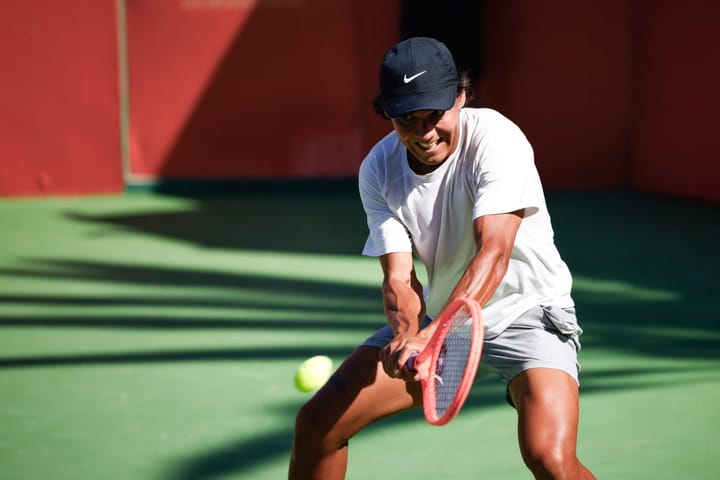 Alex Hernández va a Cuartos del Morelia Open
