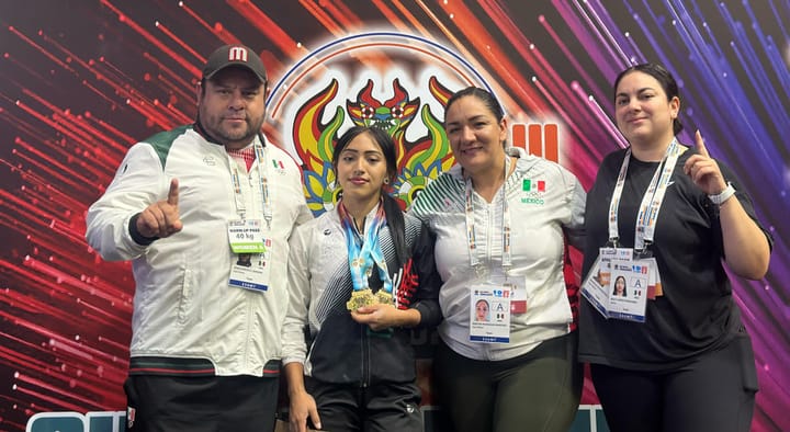 Kelly López se convierte en campeona mundial