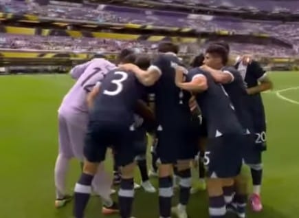 Guatemala sorprende a Canadá en penalties