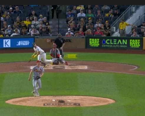 Pittsburgh apaleó 7-0 a Cardenales