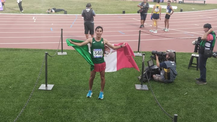 Brandon Pérez dio la sexta medalla para el atletismo mexicano